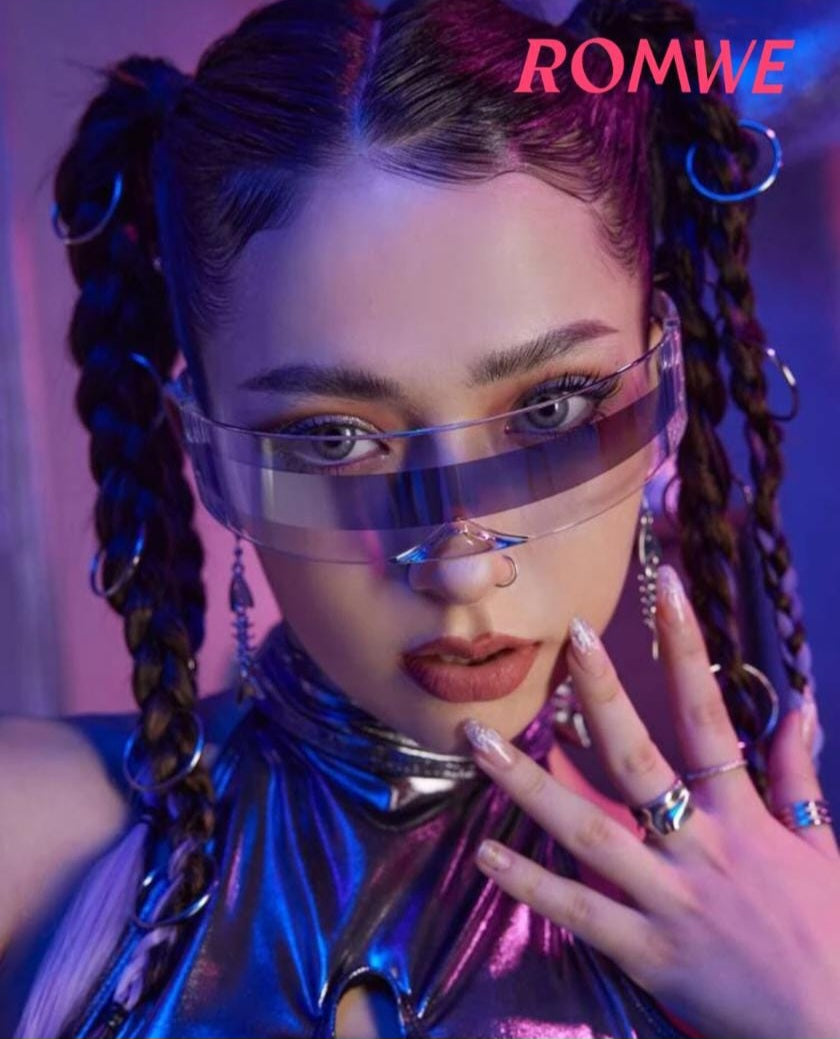 ROMWE Full Wrap-Around Fashion Glasses