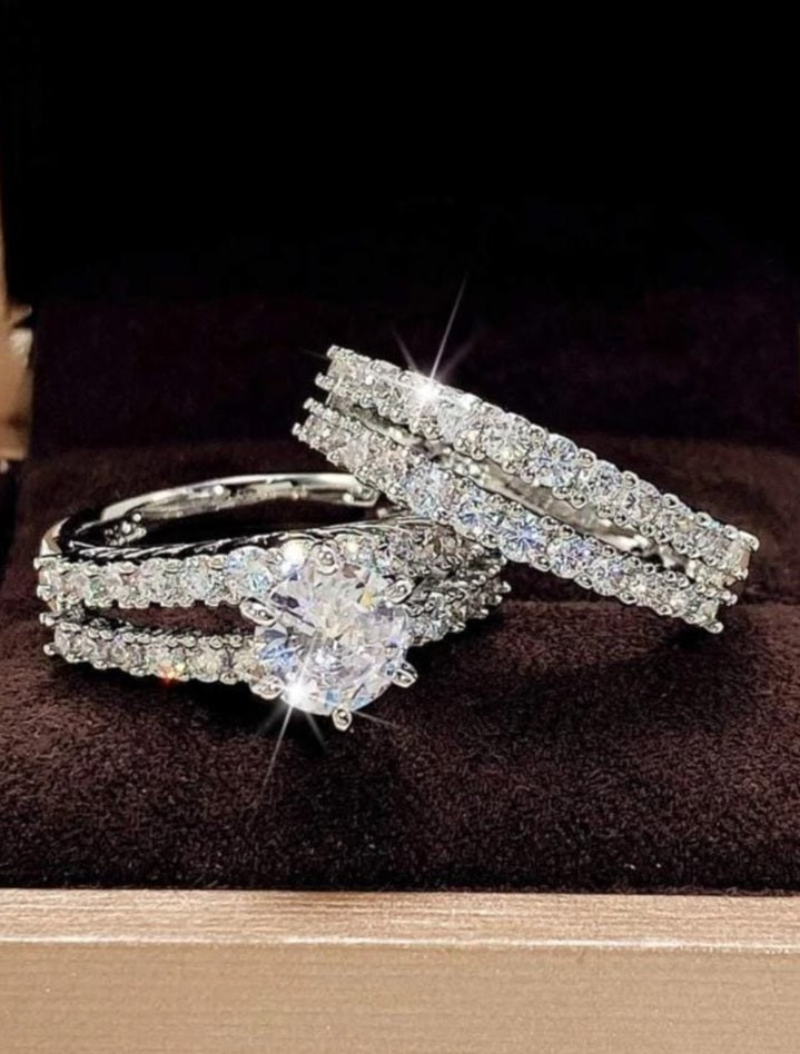2pcs Luxury Cubic Zirconia Ring Set