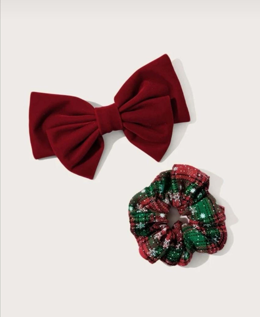 1pc Hair Clip & 1pc Scrunchies