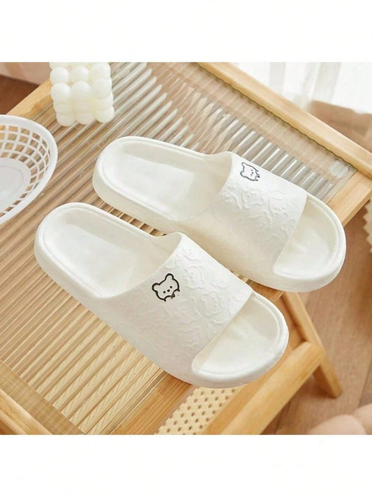 Soft Non-Slip EVA Indoor Slippers For Women Cute Bear Design Home Slippers For Summer