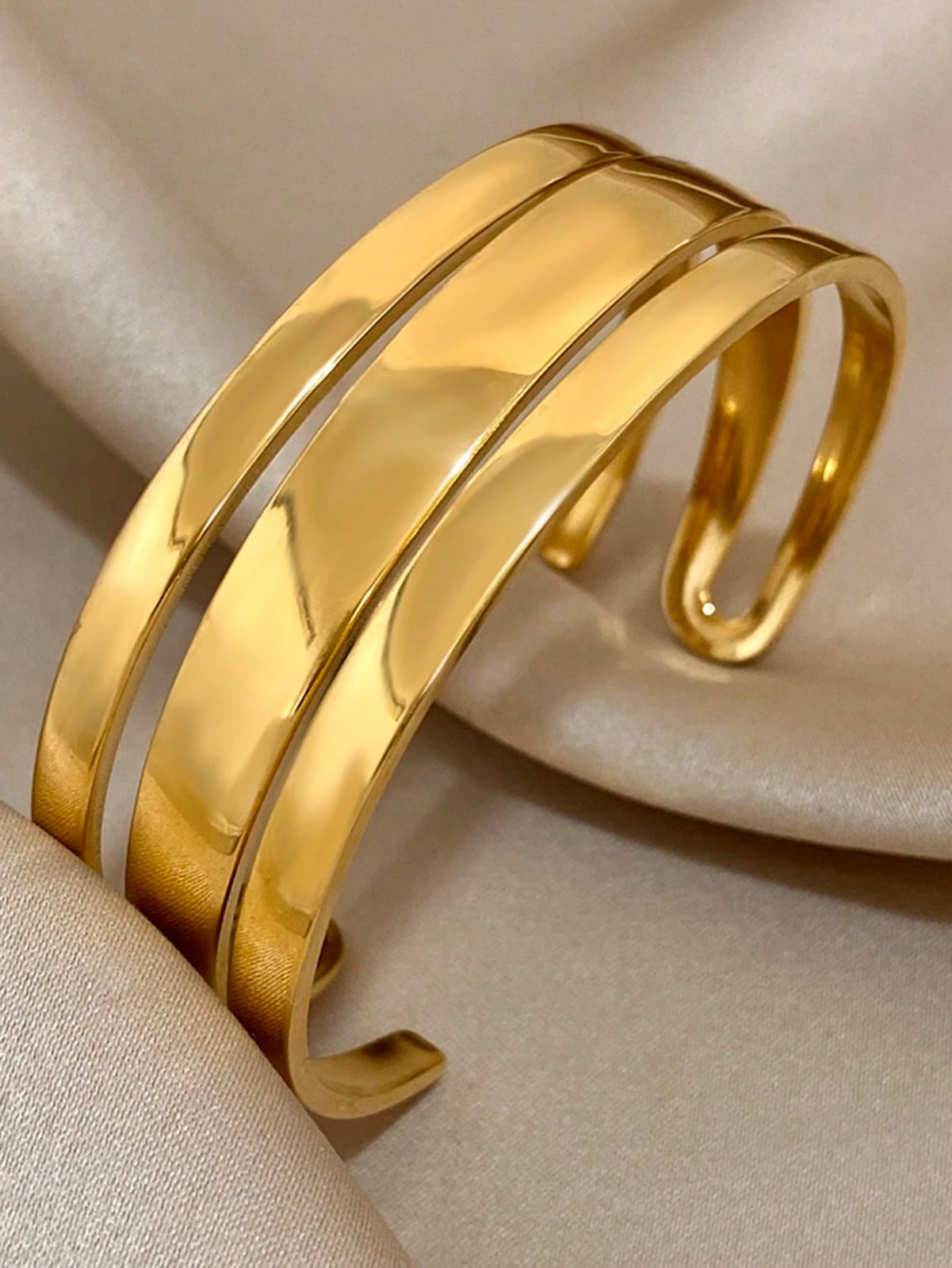 Fashionable Wide Stainless Steel Bracelet